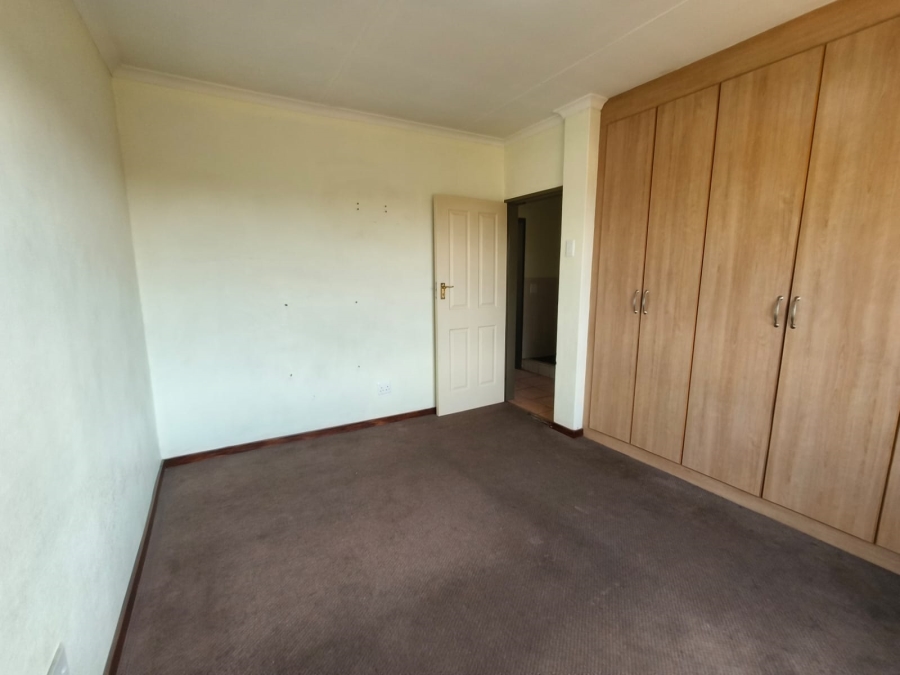 2 Bedroom Property for Sale in Vaalpark Free State